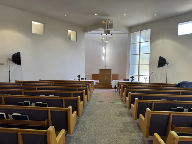 The sanctuary set up before the sessions begin
